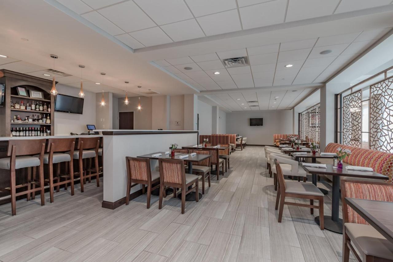 Holiday Inn Mishawaka By Ihg Exterior photo