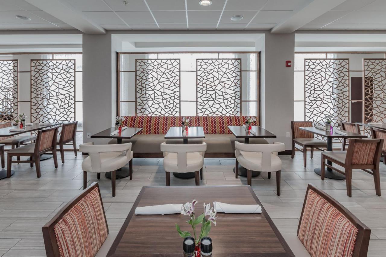 Holiday Inn Mishawaka By Ihg Exterior photo