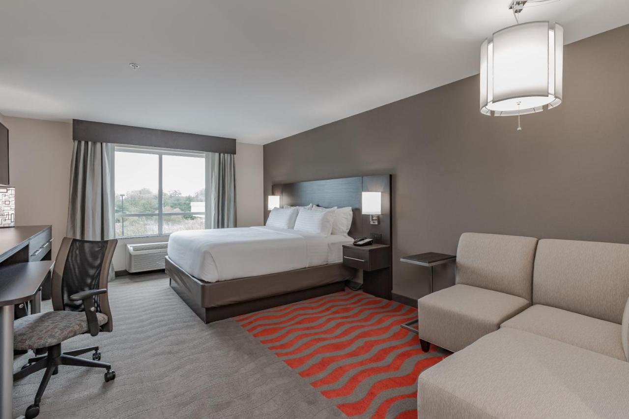 Holiday Inn Mishawaka By Ihg Exterior photo